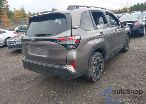 2025 Subaru Forester Premium z USA, uszkodzony, nr VIN JF2SLDBC5SH435374